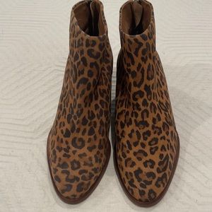 Seychelles suede cheetah print bootie